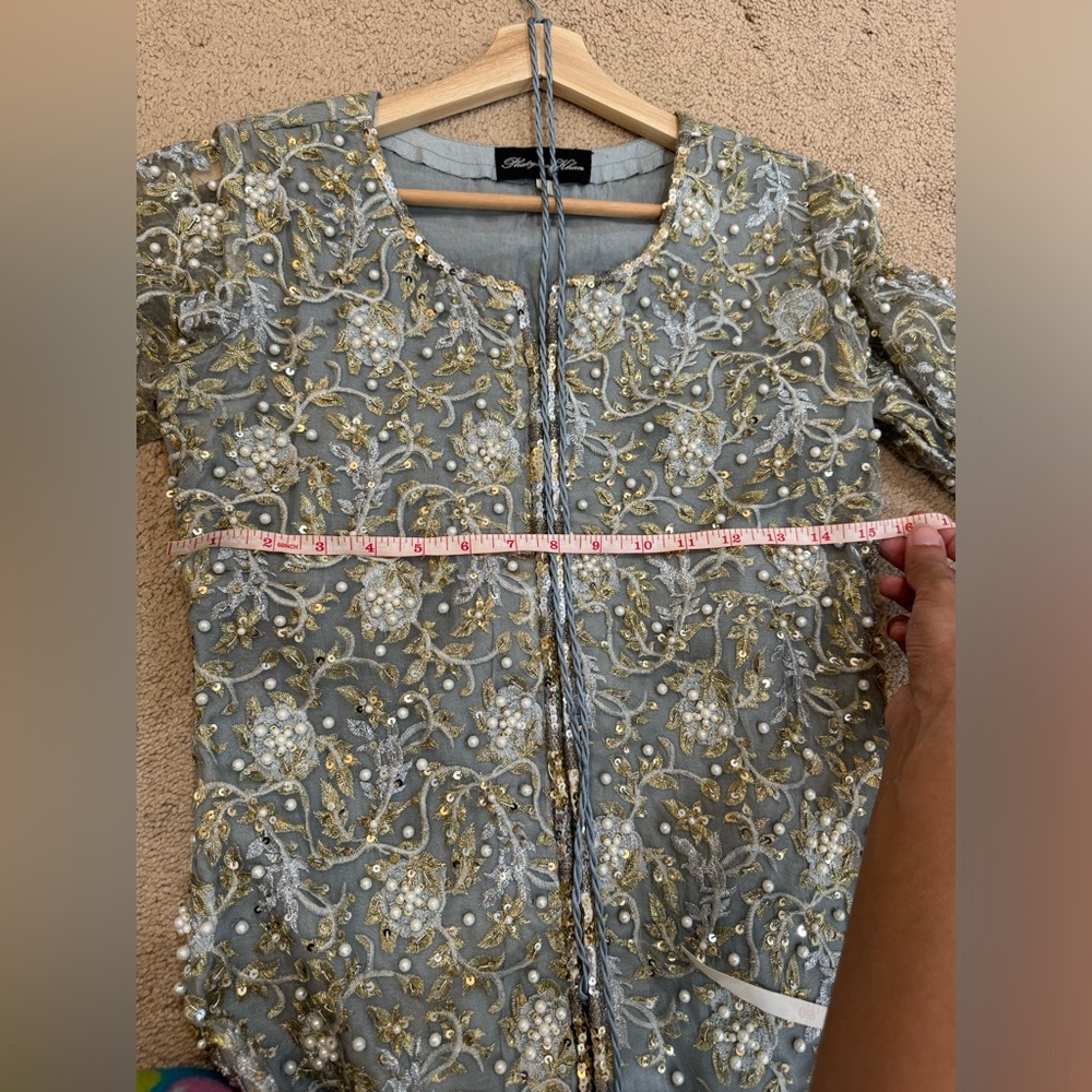 Fatima khan EMBROIDERED SILVER GREY shalwar kameez - Picture 12 of 13